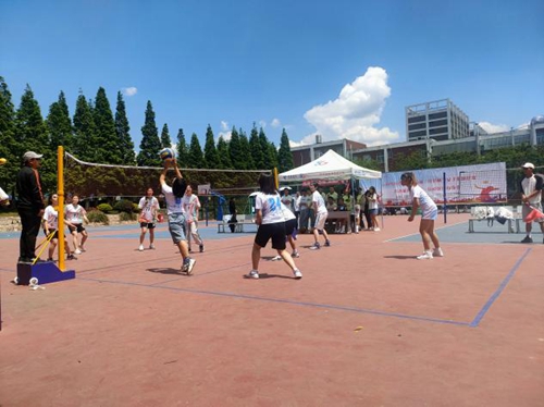 【魅力工程】-建筑工程学院参加首届“经管杯”女子气排球赛完美收官! 第 4 张 【魅力工程】-建筑工程学院参加首届“经管杯”女子气排球赛完美收官! 第 4 张