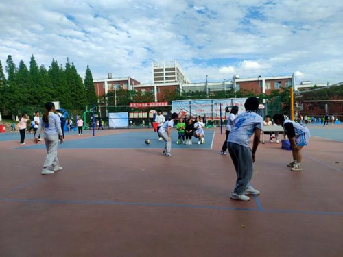 【魅力工程】-建筑工程学院参加首届“经管杯”女子气排球赛完美收官! 第 6 张 【魅力工程】-建筑工程学院参加首届“经管杯”女子气排球赛完美收官! 第 6 张