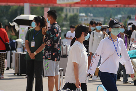 【魅力工程】- 朗朗金秋，愿明天灿烂辉煌--建筑工程学院2022级普通本科新生报到进行时！ 第 2 张