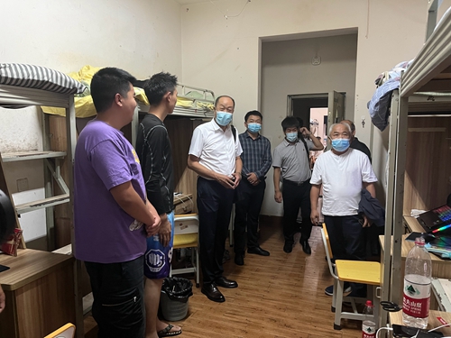 【魅力工程】-“凝心聚力战疫情，温情关怀暖人心”—建筑工程学院开展新生慰问走访！ 第 4 张