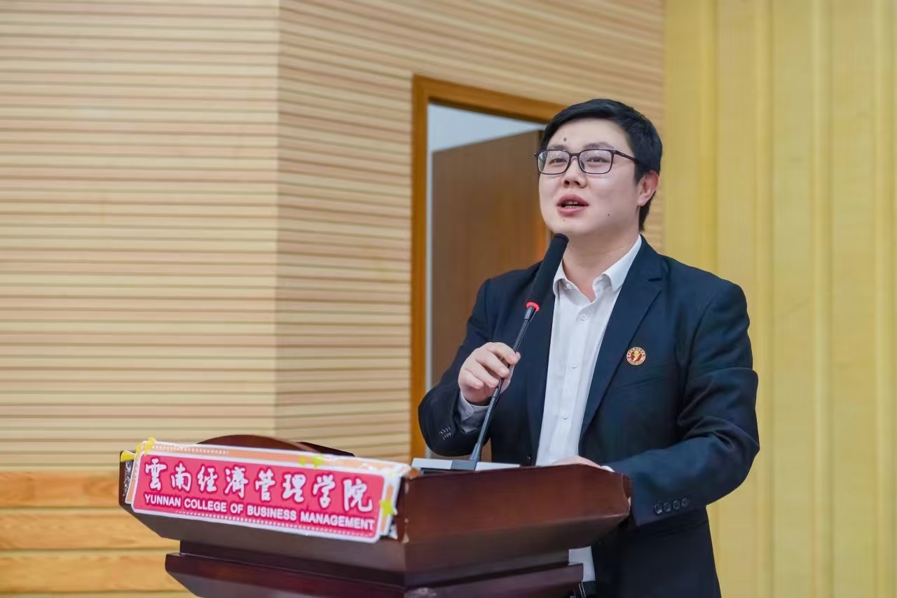 清华大学博士生导师郑毓煌讲授:普通人如何逆袭人生 第 5 张 清华大学博士生导师郑毓煌讲授:普通人如何逆袭人生 第 5 张