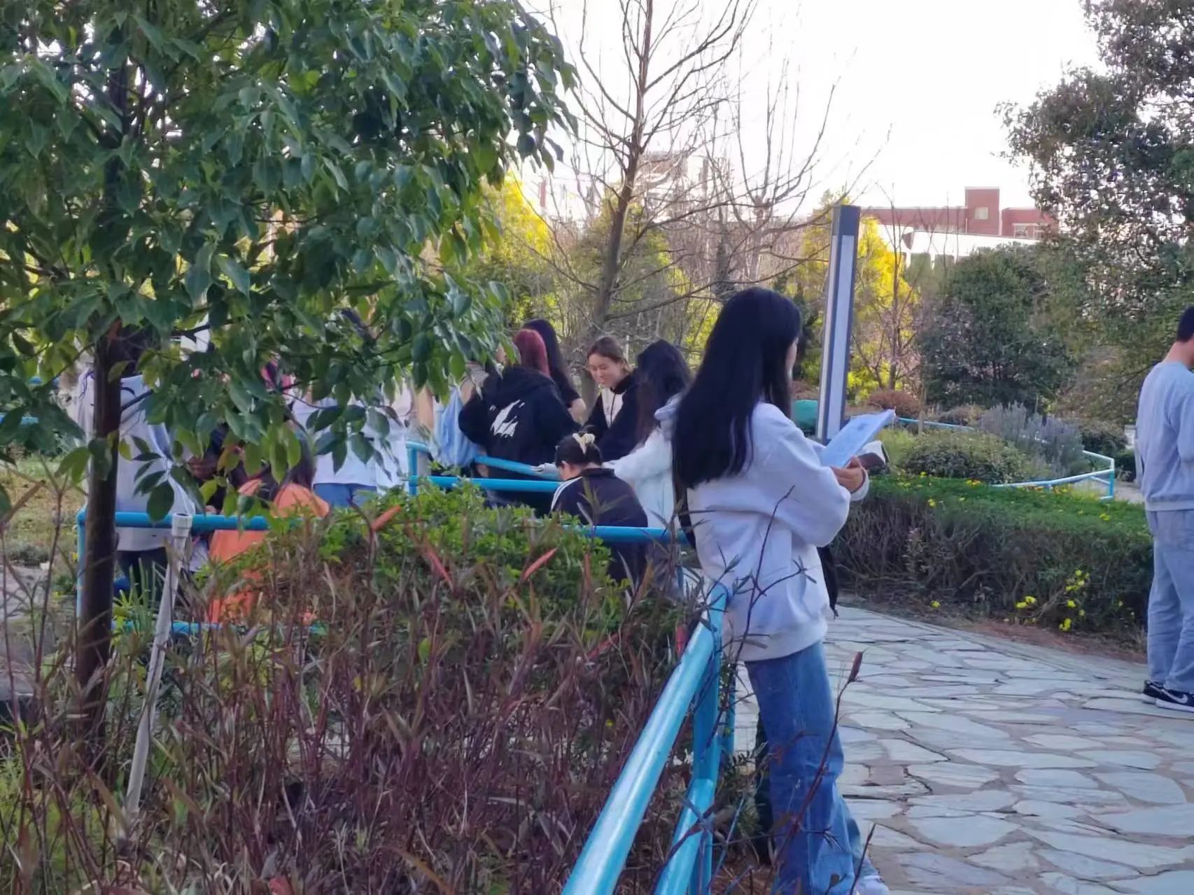 93ff0ba245c173510ffa2e1bc5e108a8.jpg 93ff0ba245c173510ffa2e1bc5e108a8.jpg