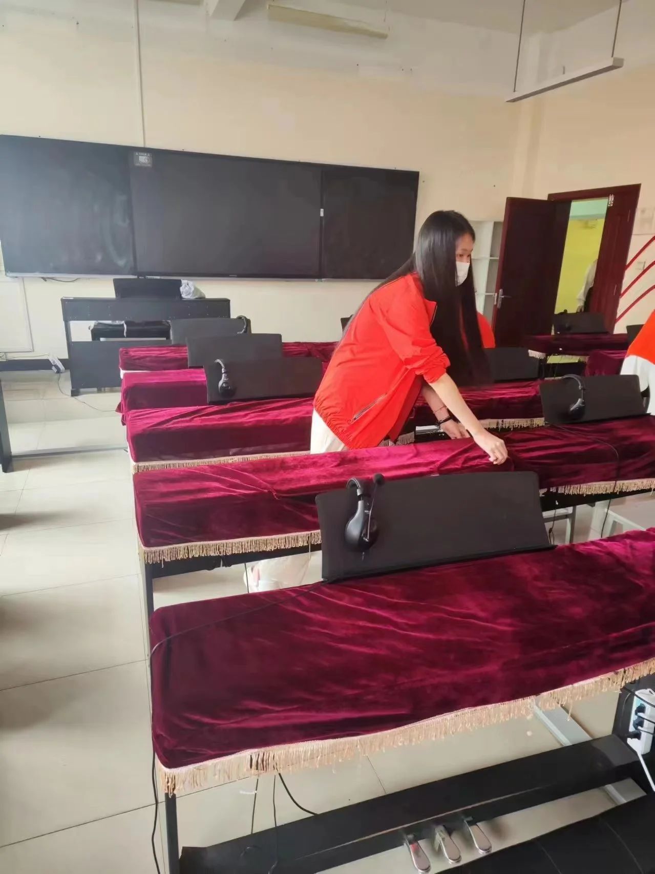 我为同学做实事 |携手同行,实事共进 第 3 张 我为同学做实事 |携手同行,实事共进 第 3 张