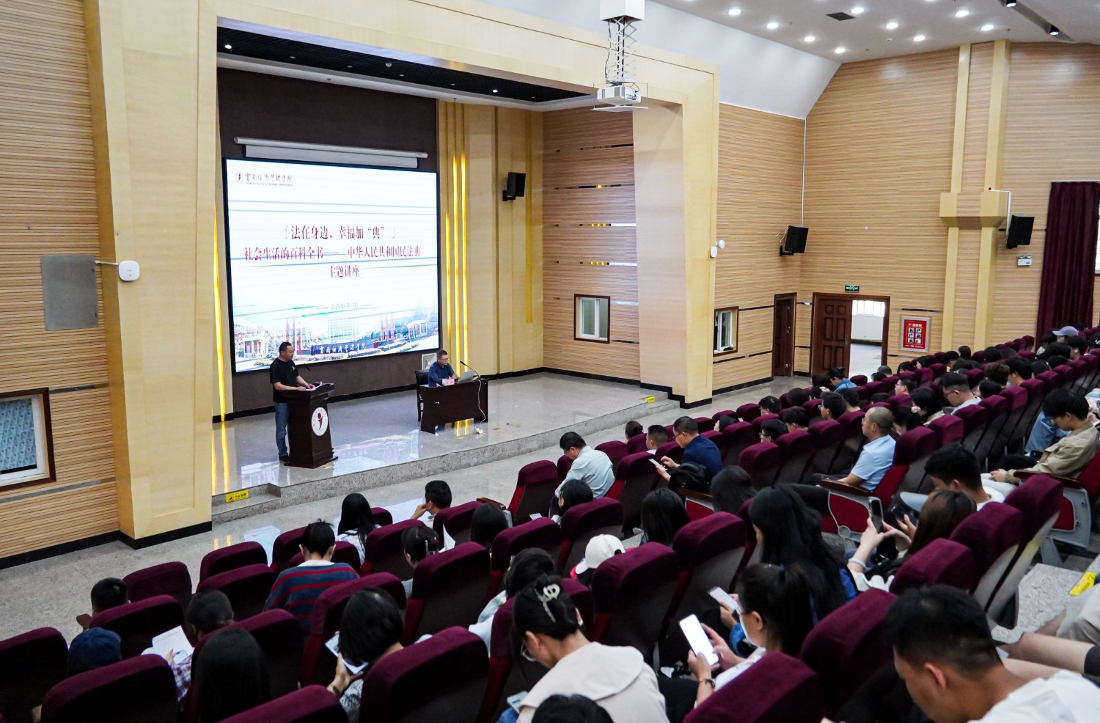 DSC00750.jpg DSC00750.jpg