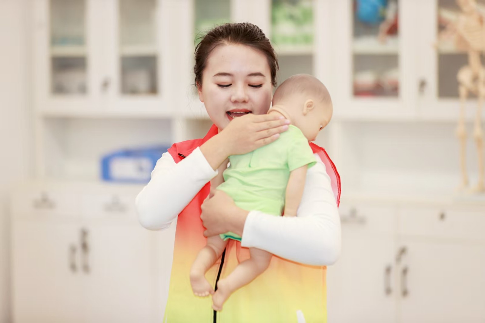 云经管护理学子在全国婴儿回应性照护技能大赛中喜获多项殊荣 第 2 张 云经管护理学子在全国婴儿回应性照护技能大赛中喜获多项殊荣 第 2 张