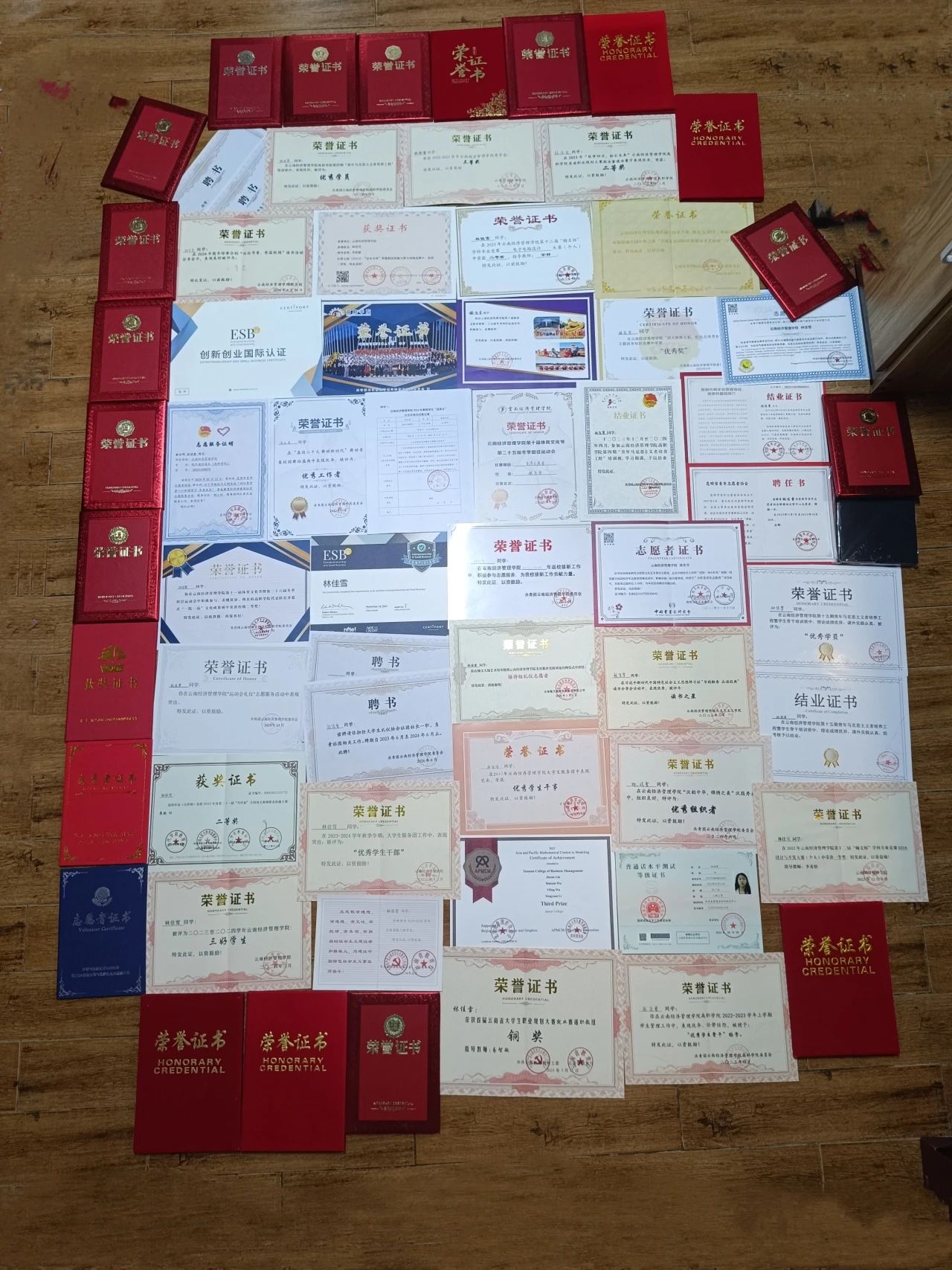 专业第一的环球小姐，云经管美女学霸实力出圈！ 第 5 张