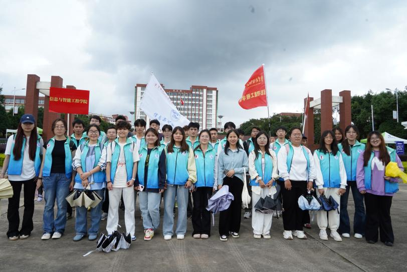 【团学活动】40里砺青春：云南经济管理学院大一新生军训拉练圆满完成 第 1 张